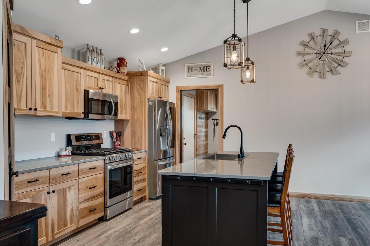N8449 Ducke DRIVE