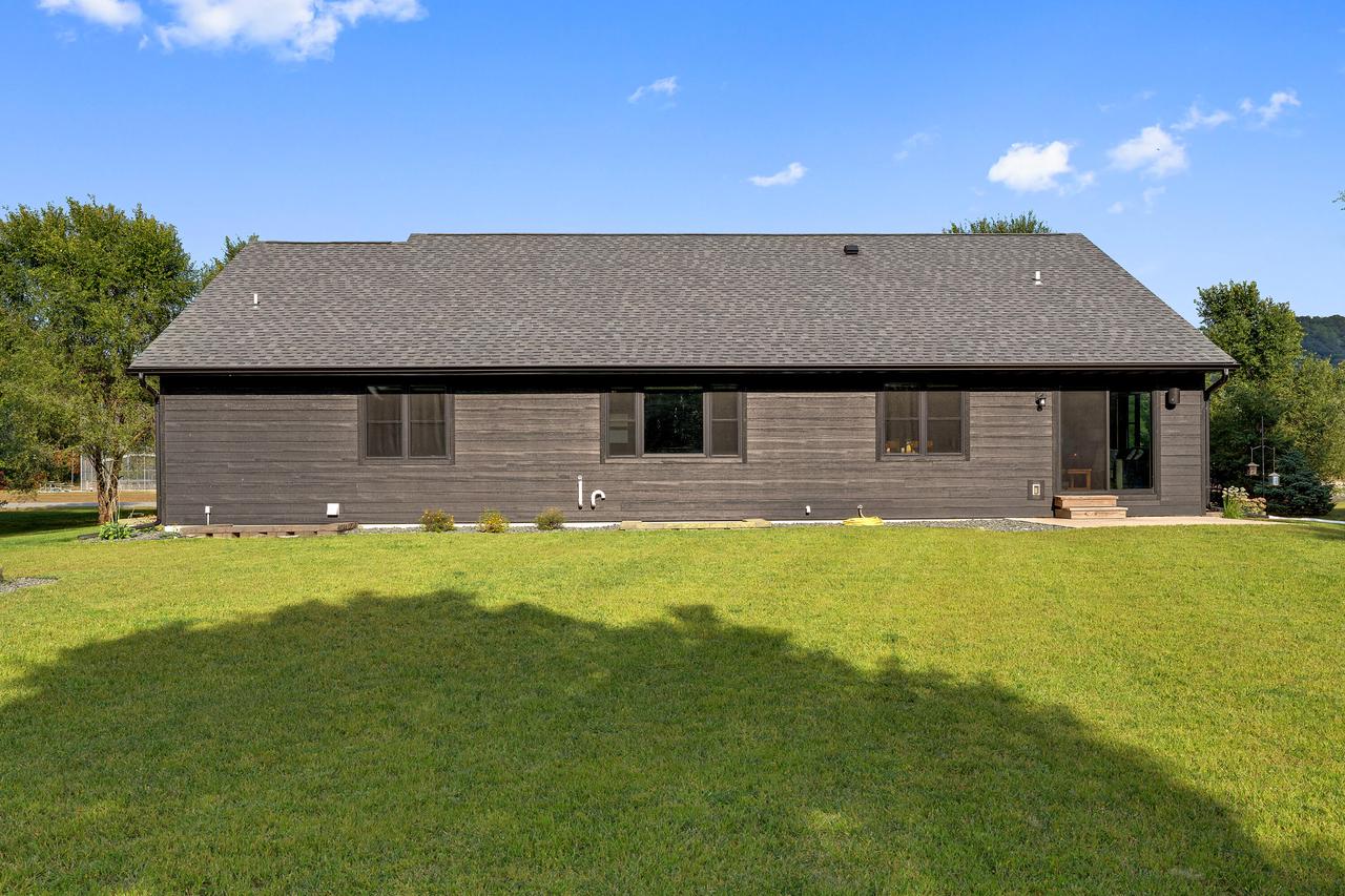 N8449 Ducke DRIVE