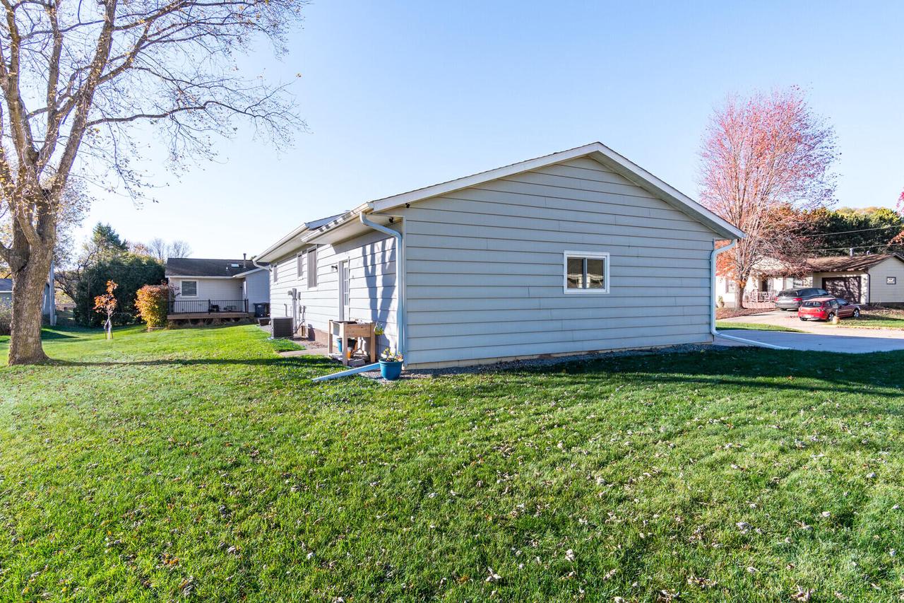 901 Goodman COURT NORTH North