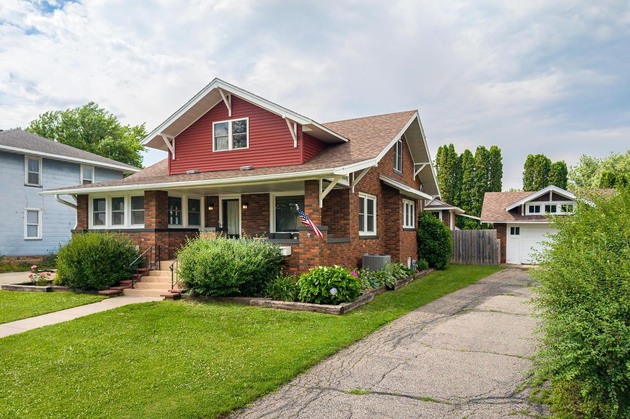 214 W State STREET