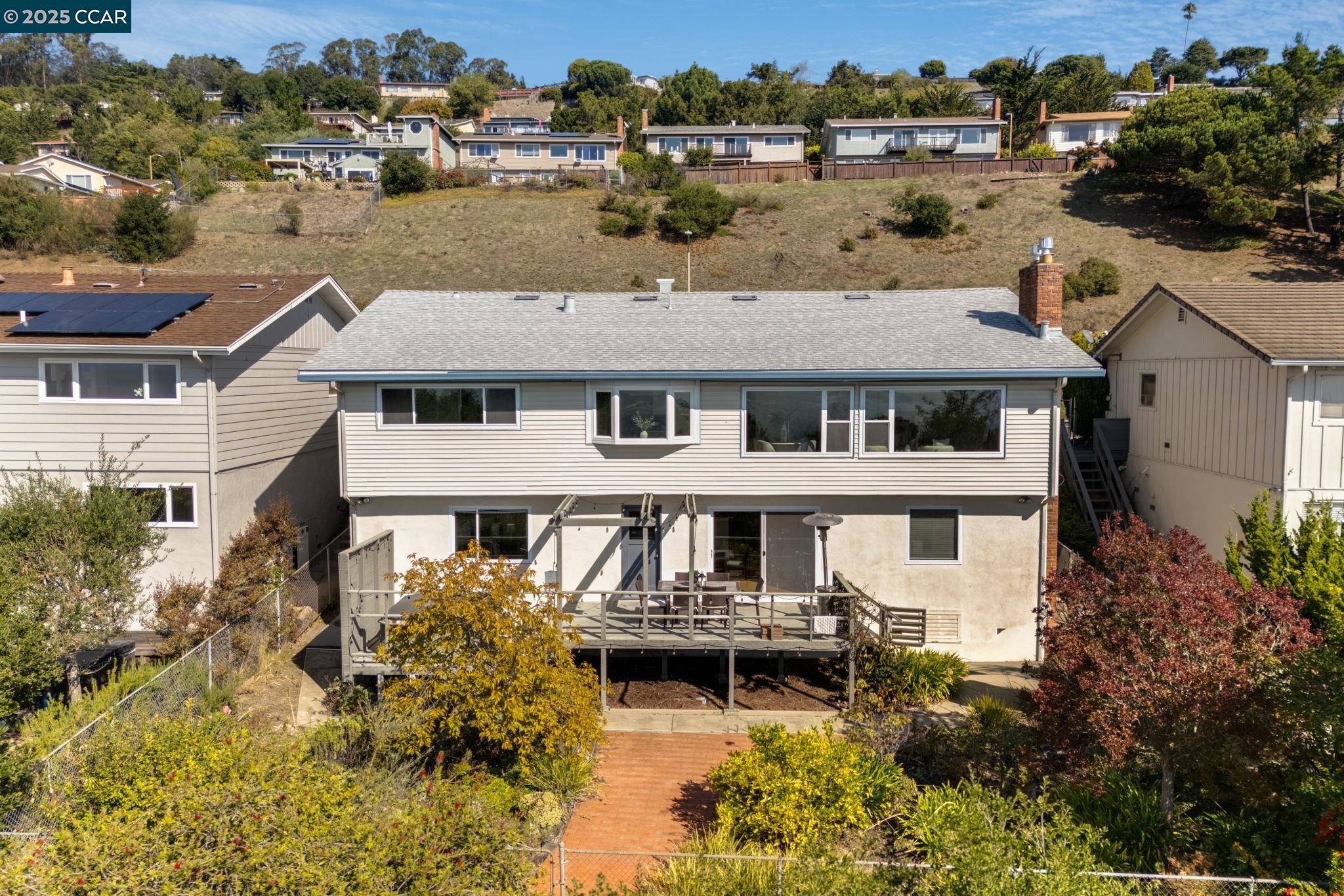 353 Crestmont Dr