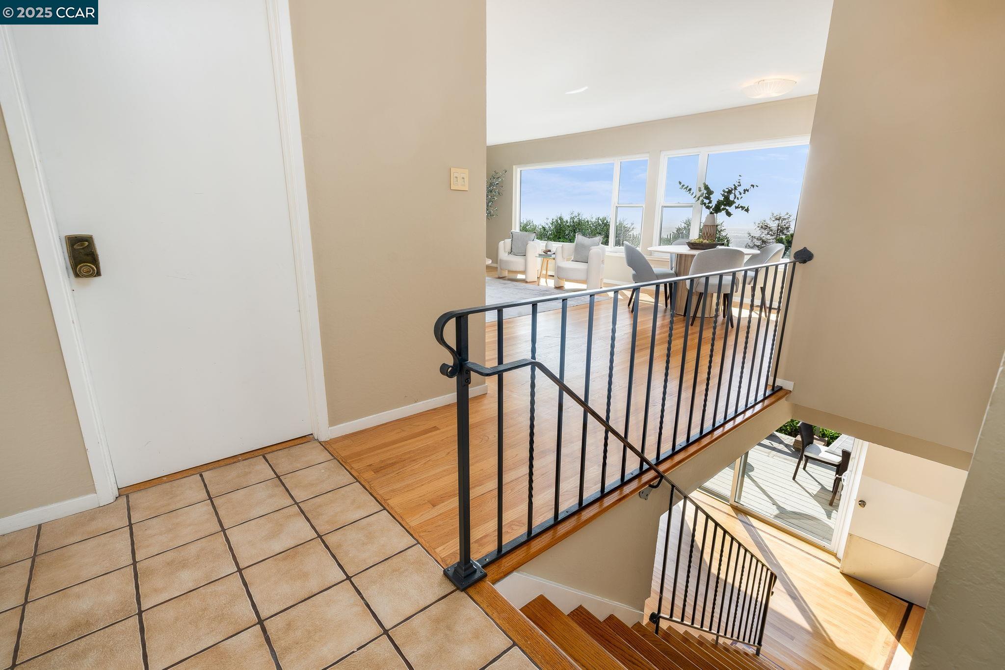 353 Crestmont Dr