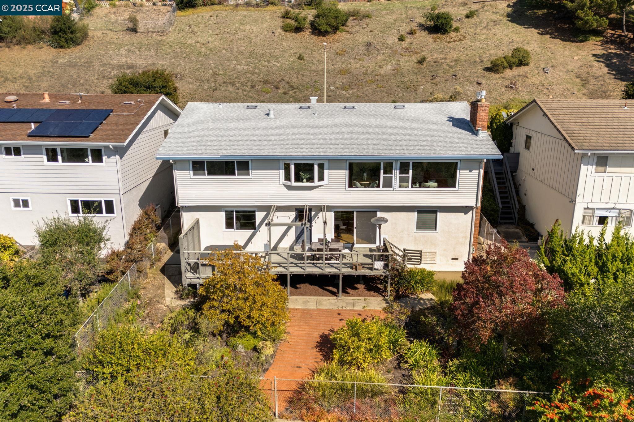 353 Crestmont Dr
