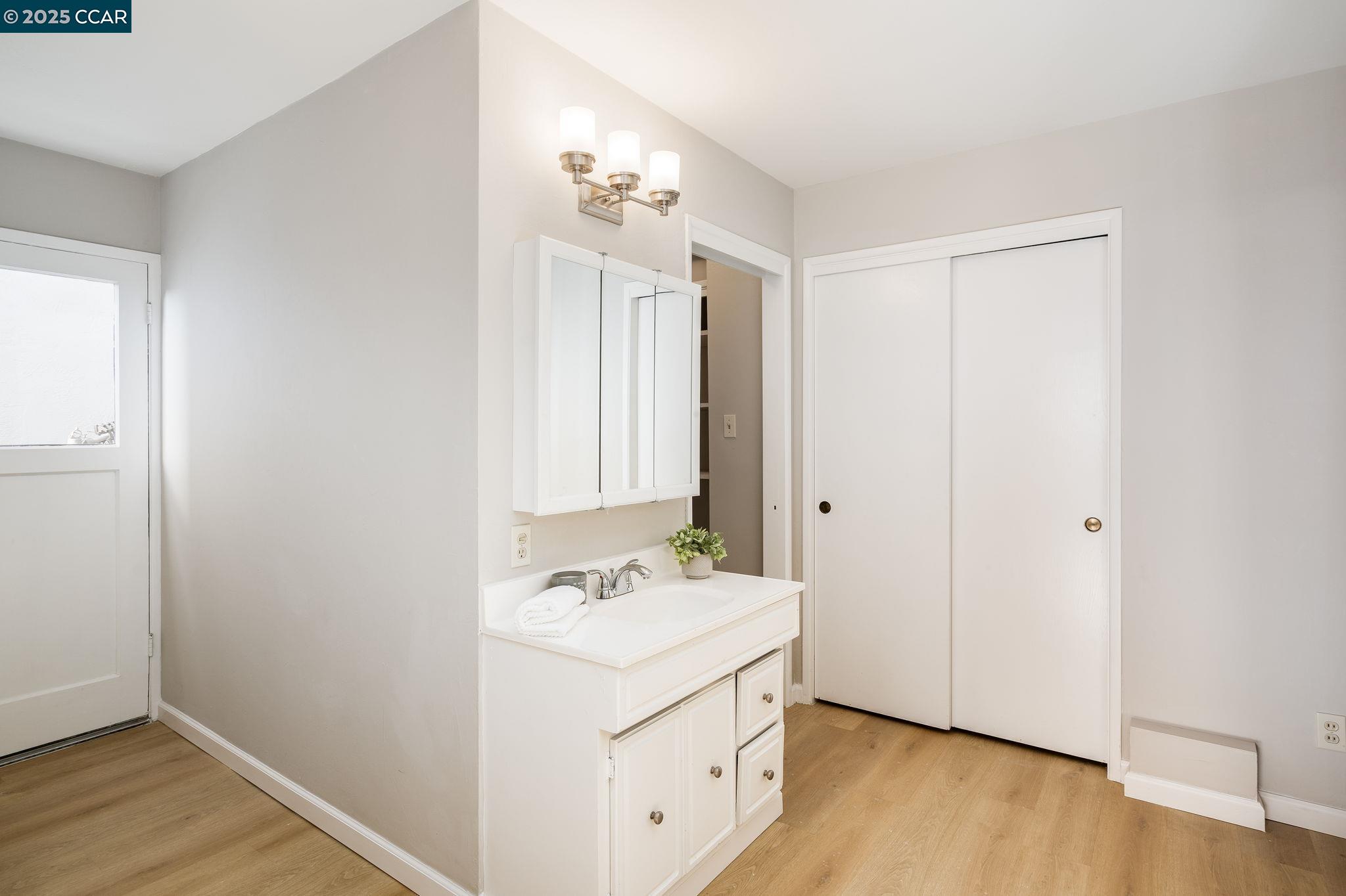 353 Crestmont Dr