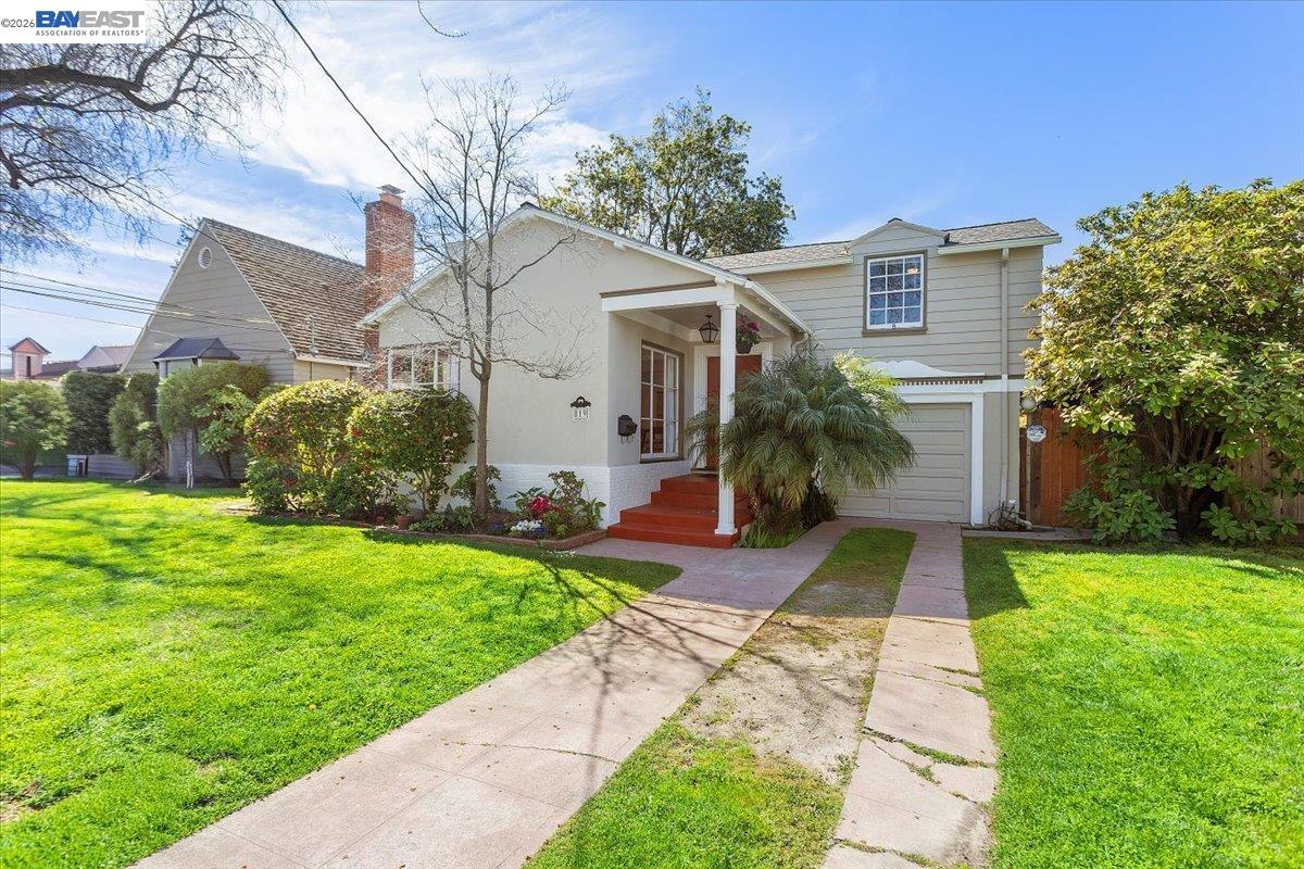 819 Superior Ave