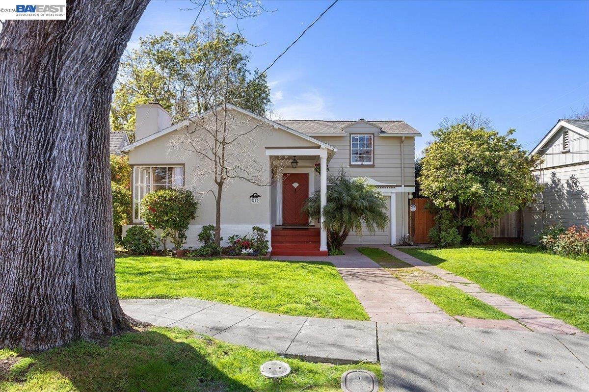 819 Superior Ave
