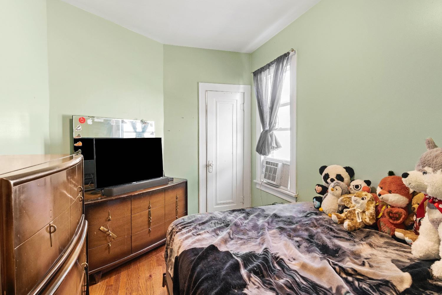 619 W 151st Street