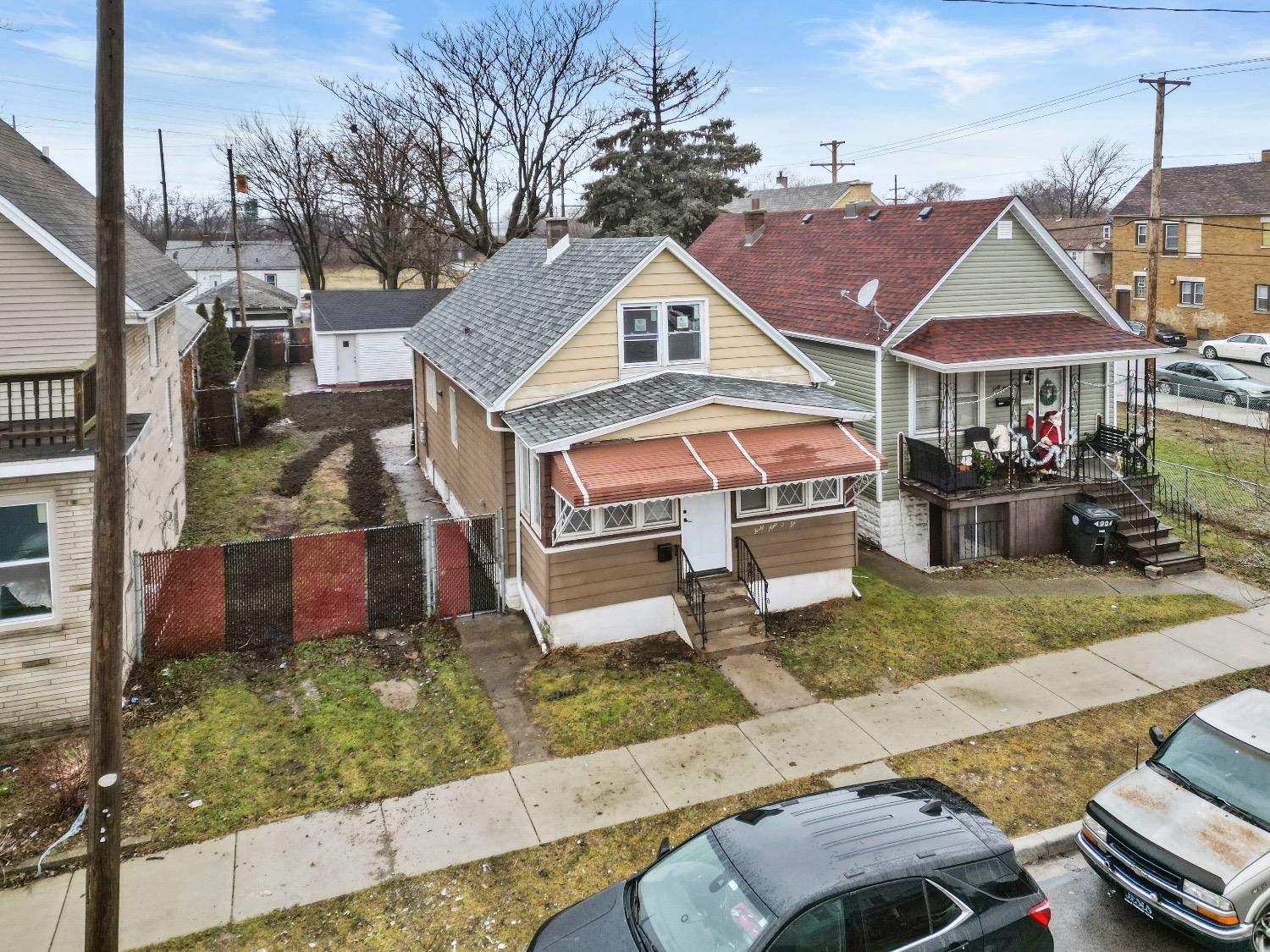 4906 Walsh Avenue
