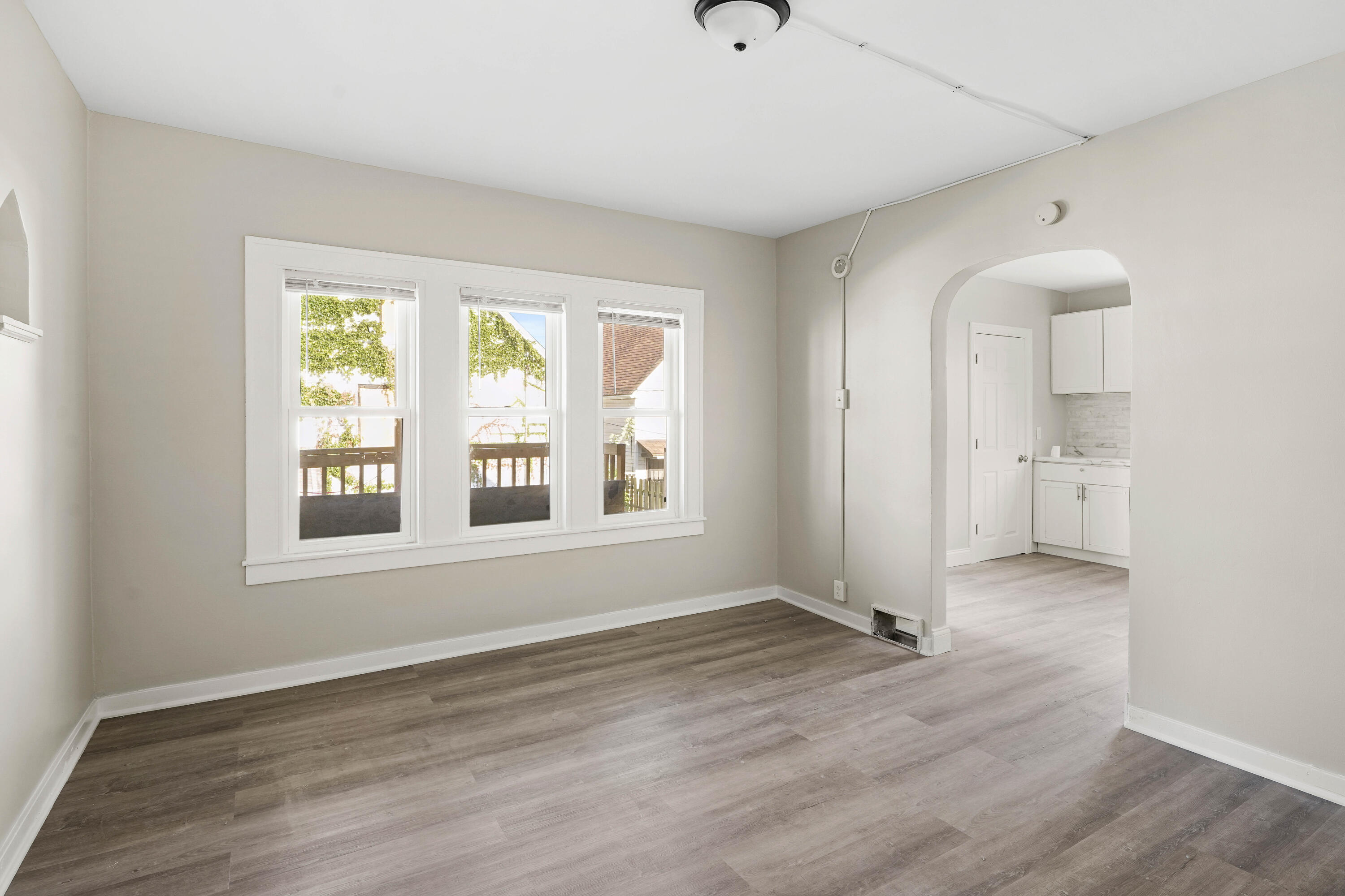 4018 Pulaski Street