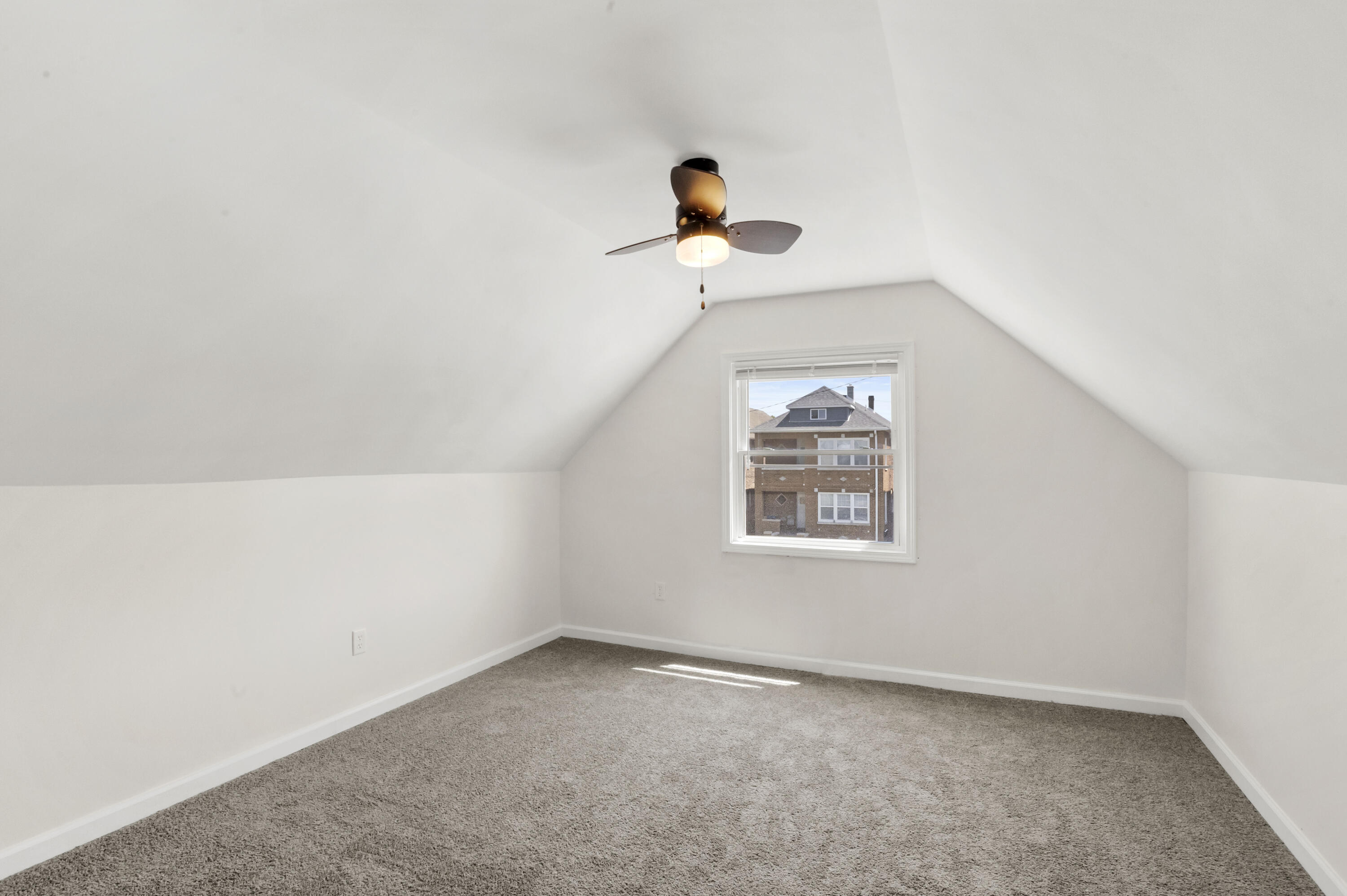 4018 Pulaski Street