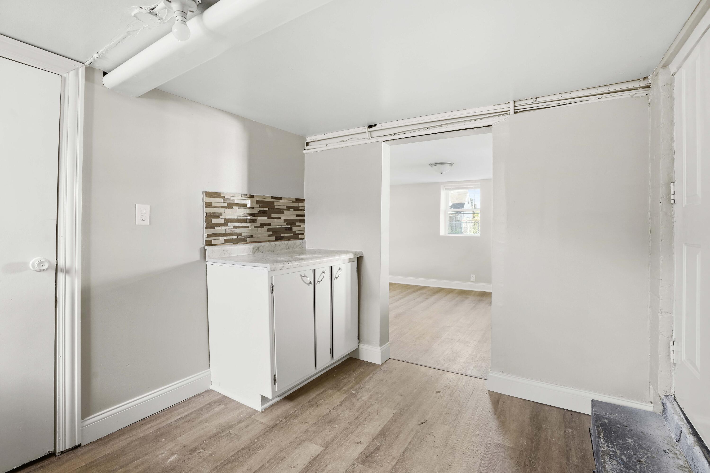 4018 Pulaski Street