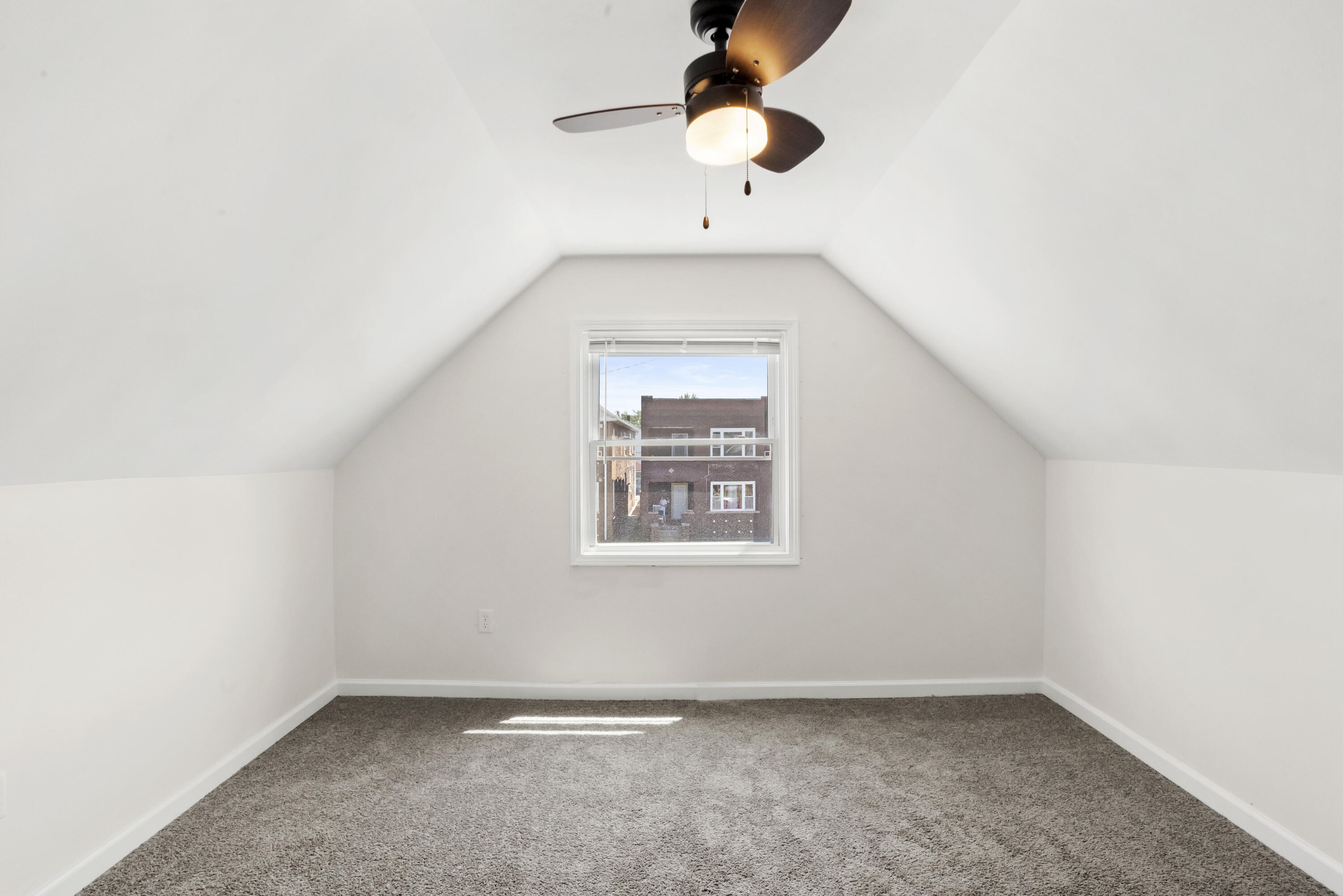 4018 Pulaski Street
