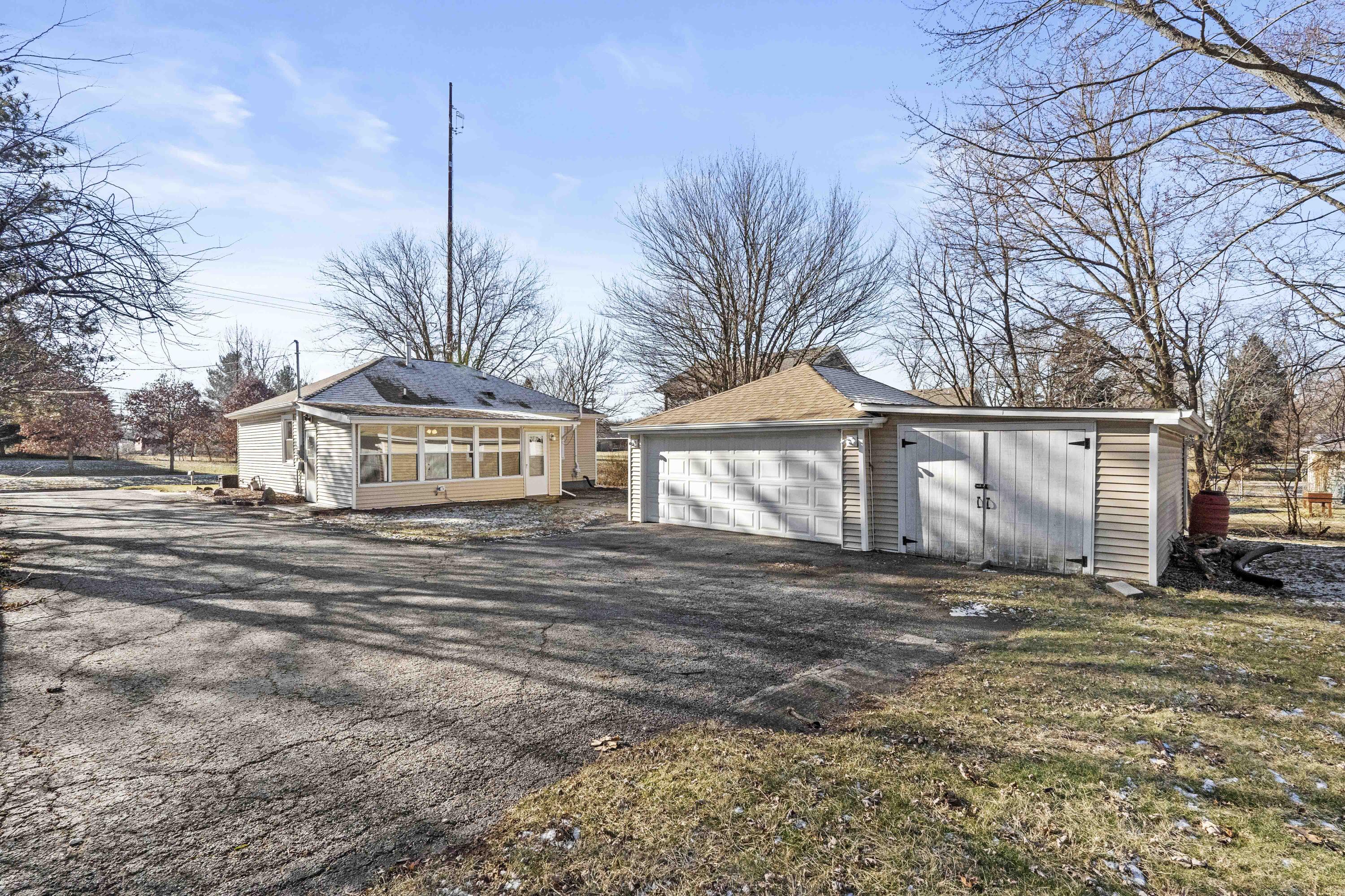 1805 E Glendale Boulevard