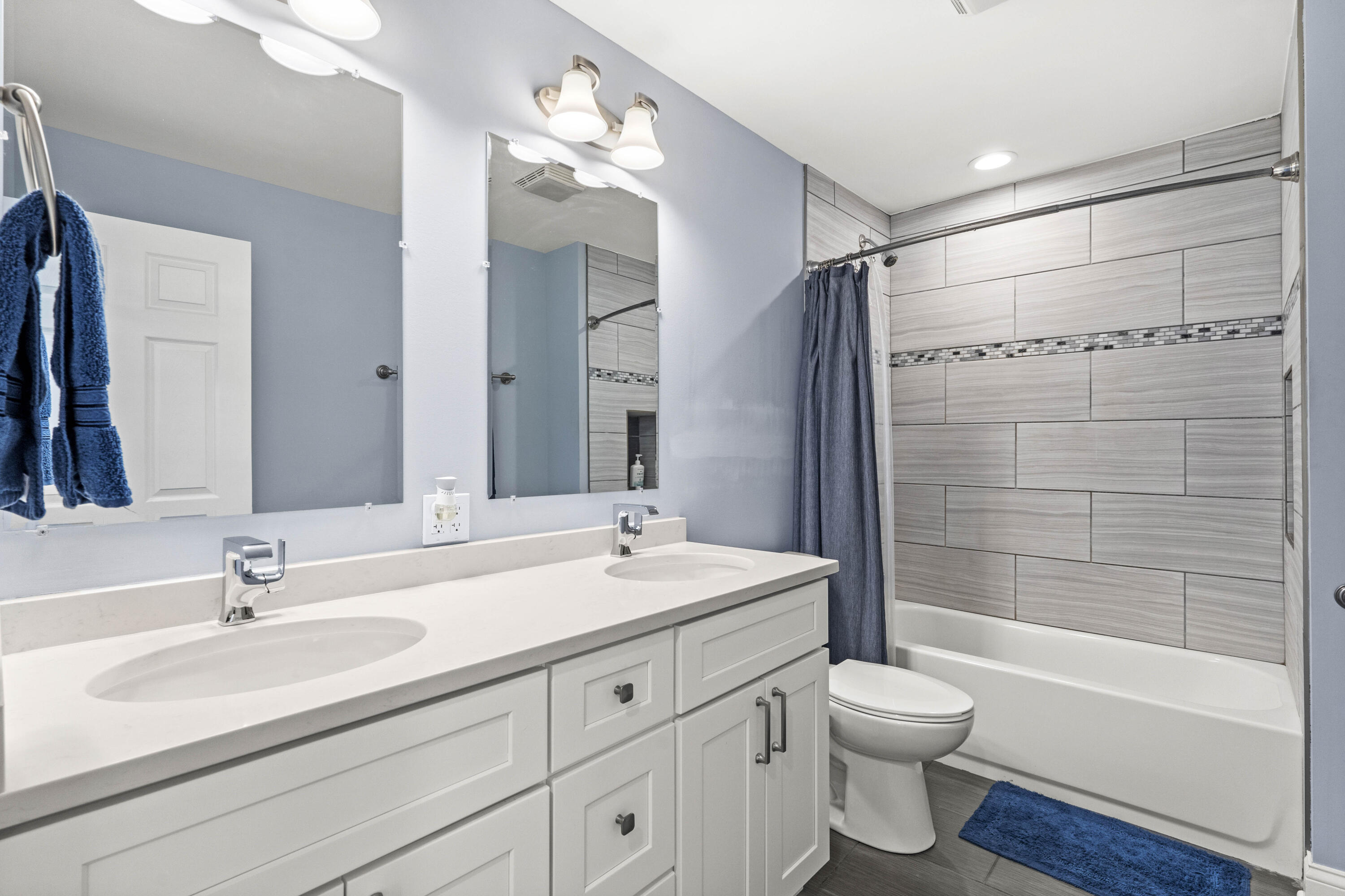 1805 E Glendale Boulevard