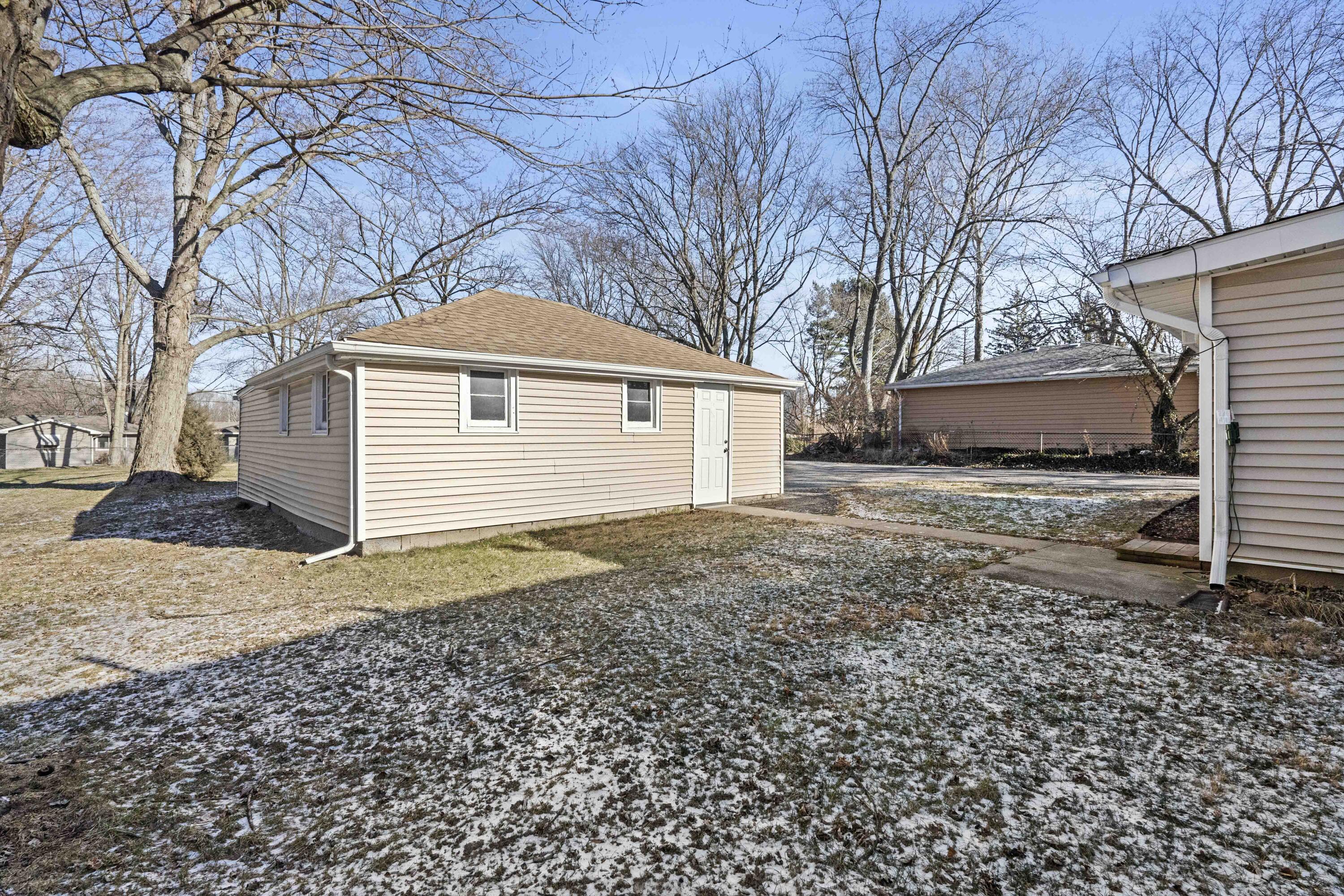 1805 E Glendale Boulevard