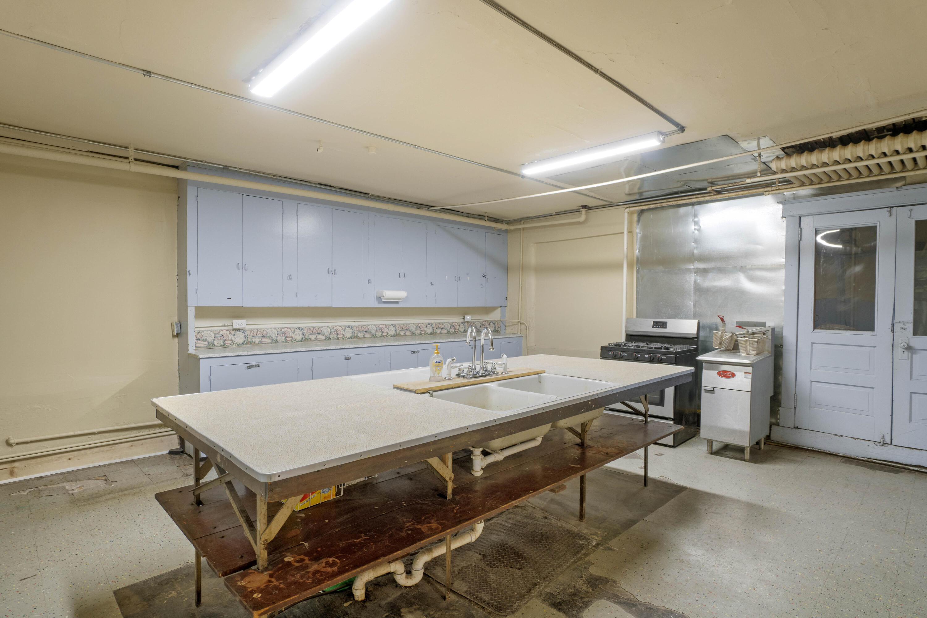 3717 Grand Boulevard