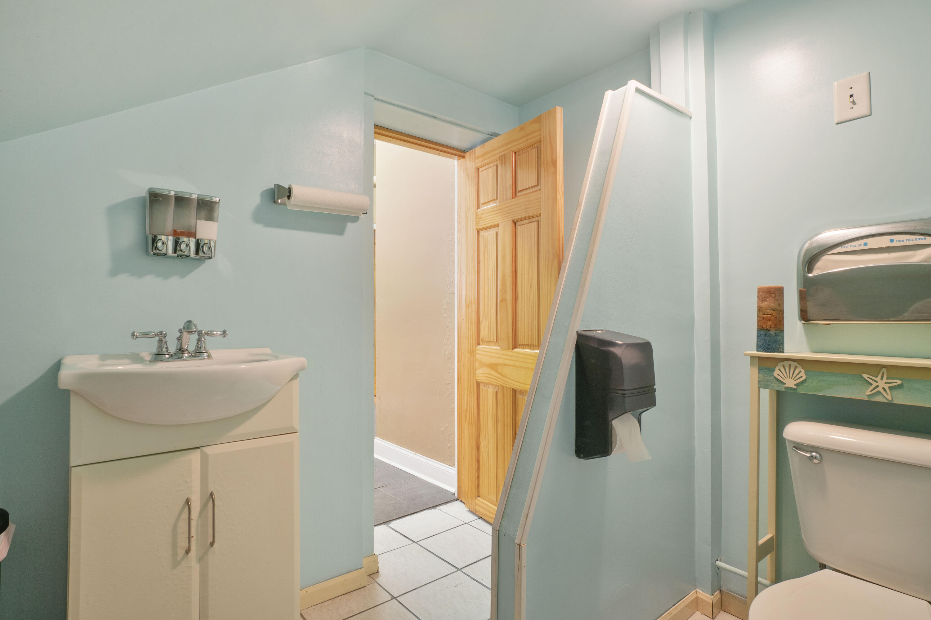 3717 Grand Boulevard