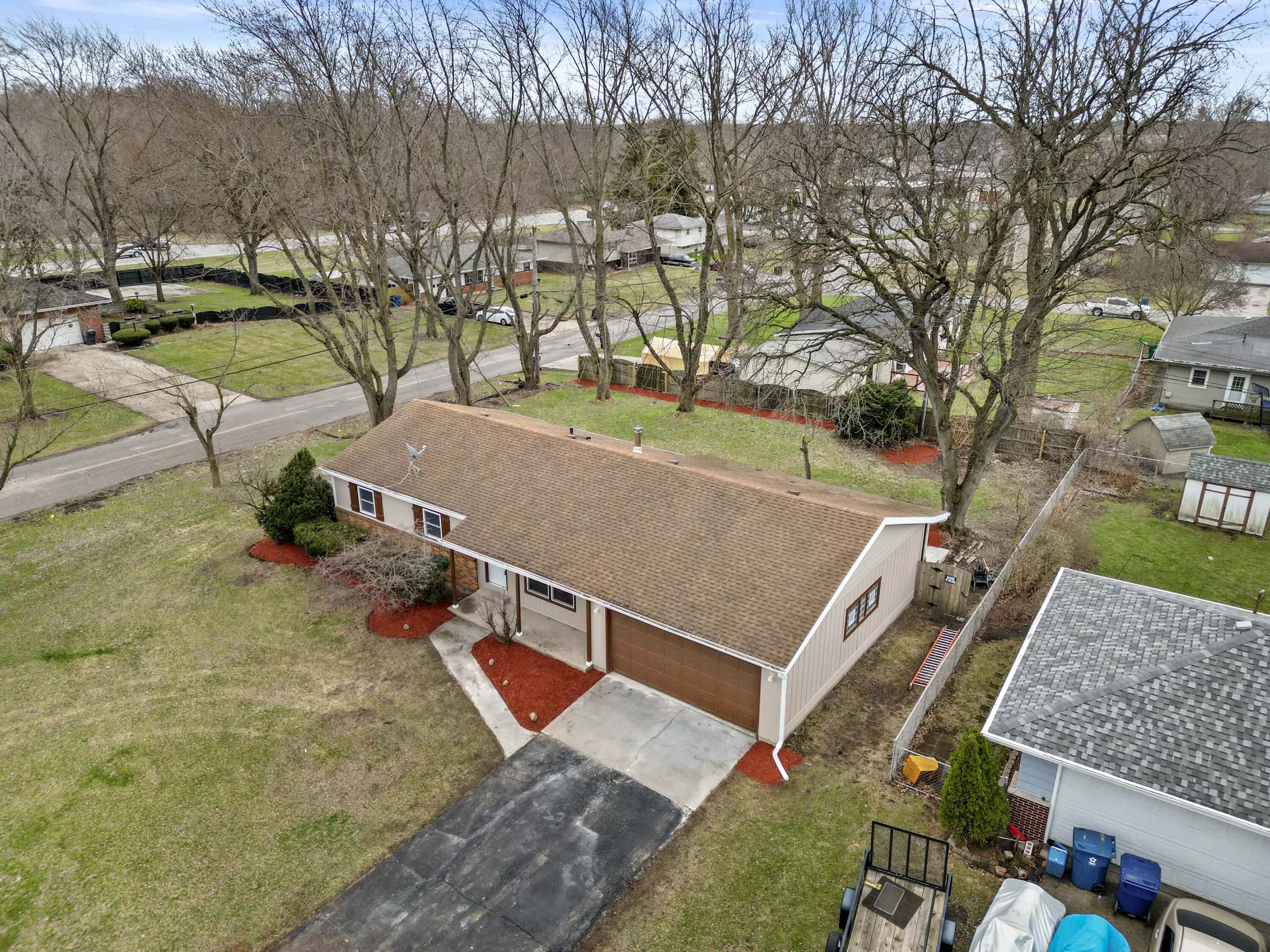 2045 W 50th Place
