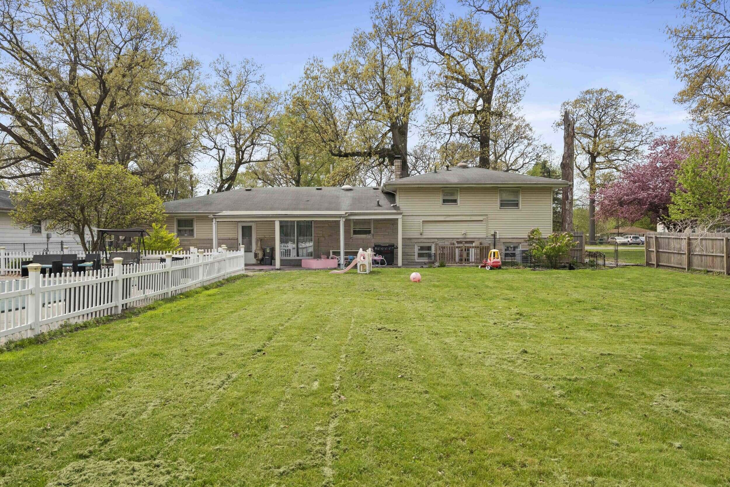 2957 County Line Road