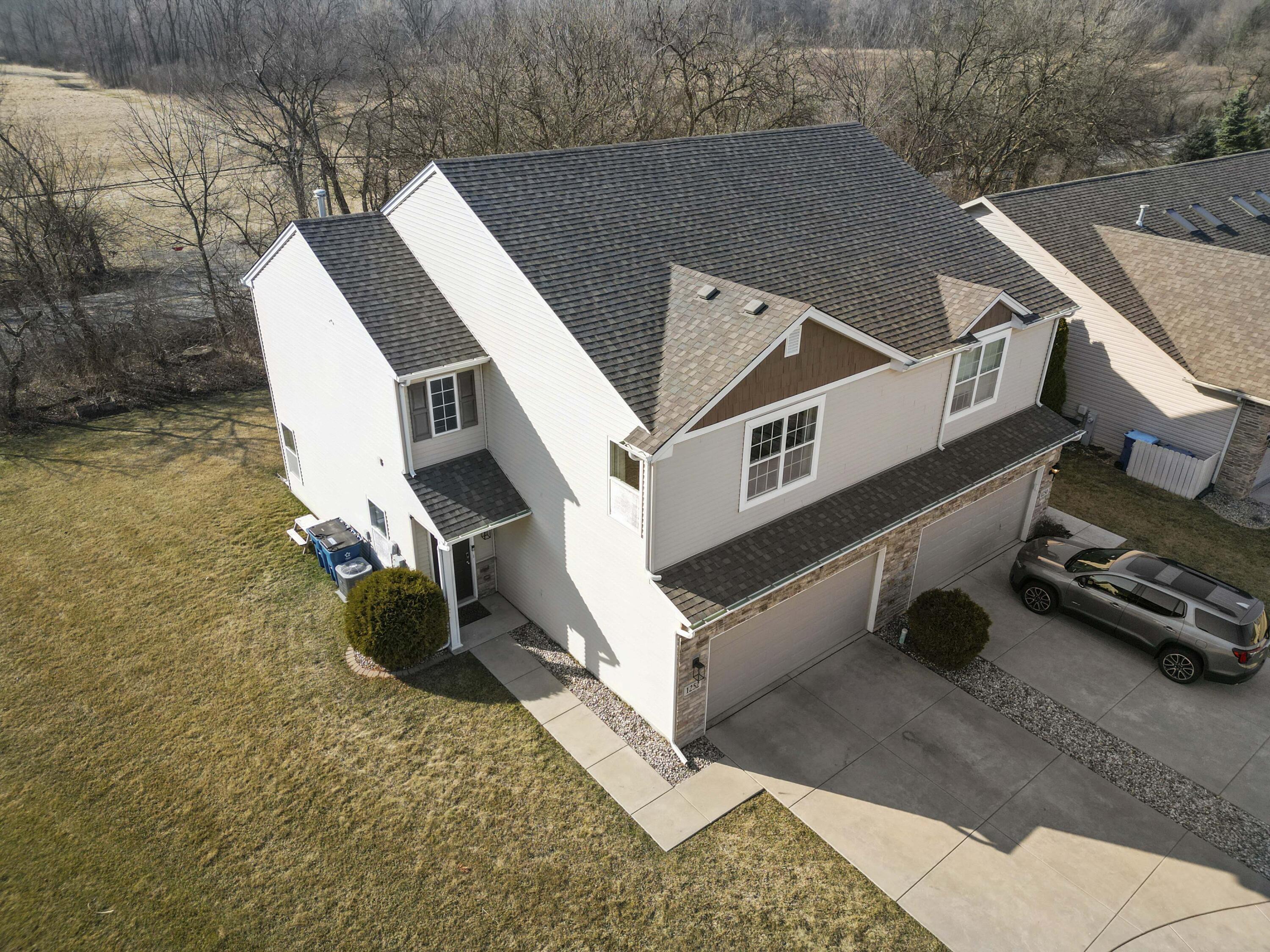 1252 Sawgrass Drive