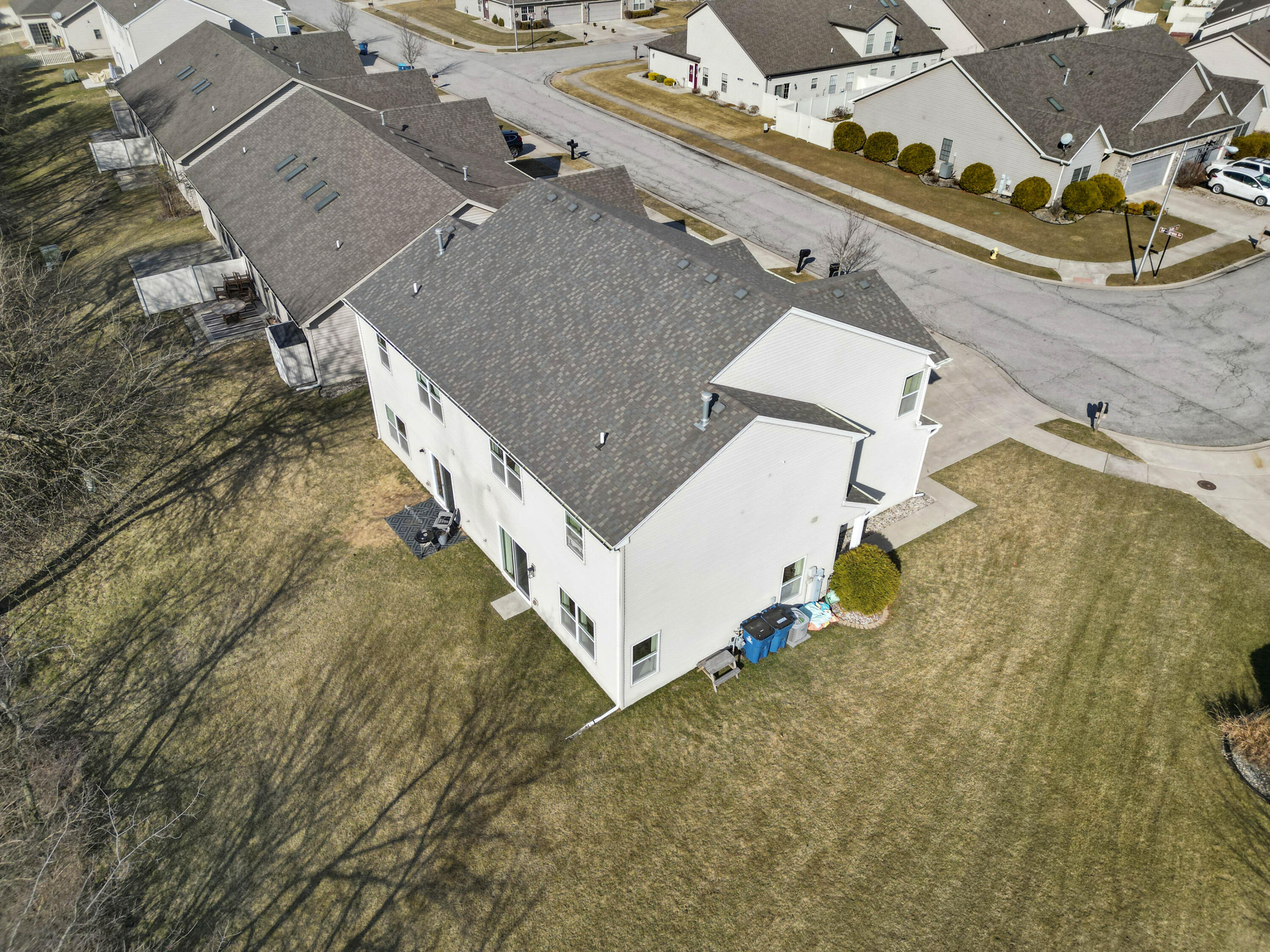 1252 Sawgrass Drive