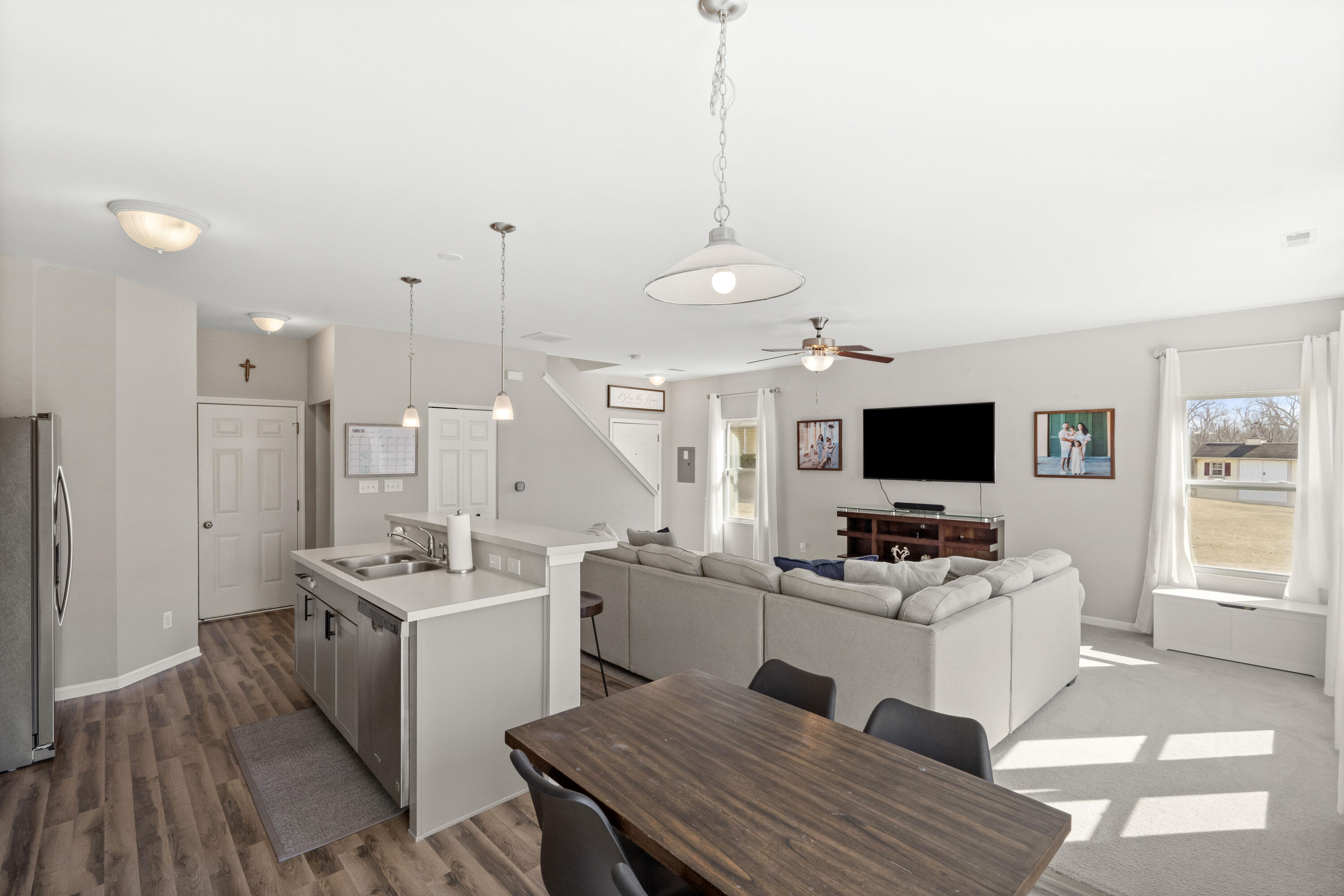 1252 Sawgrass Drive