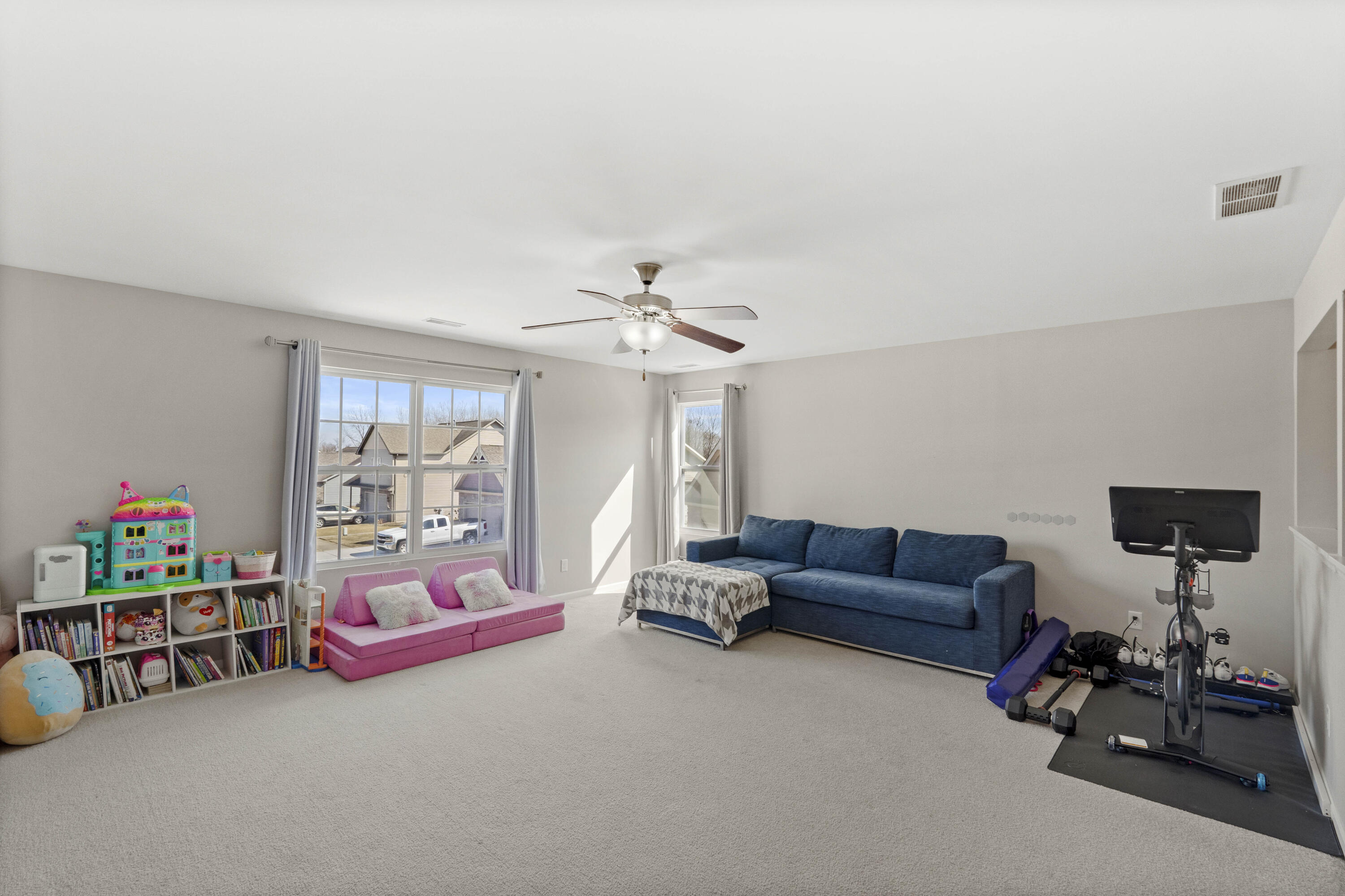1252 Sawgrass Drive