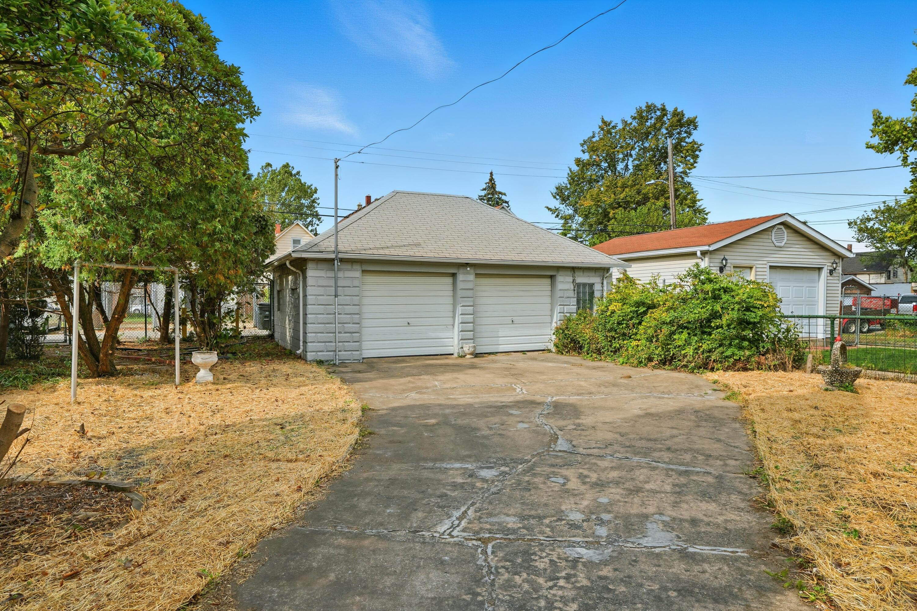 4848 Baring Avenue