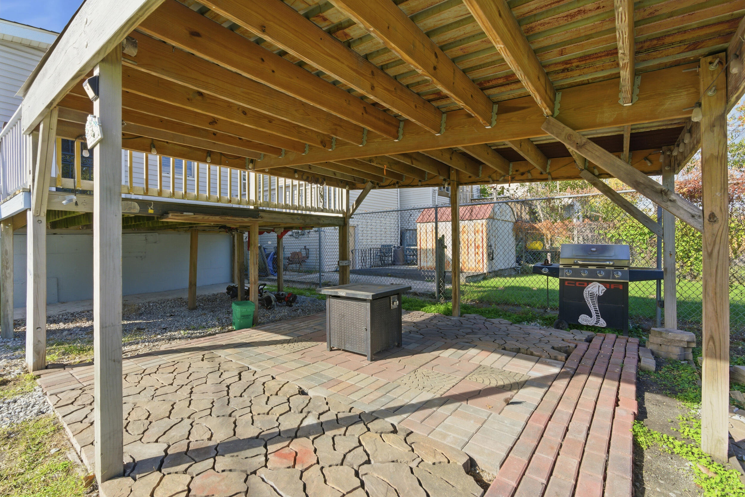 4337 State Line Avenue