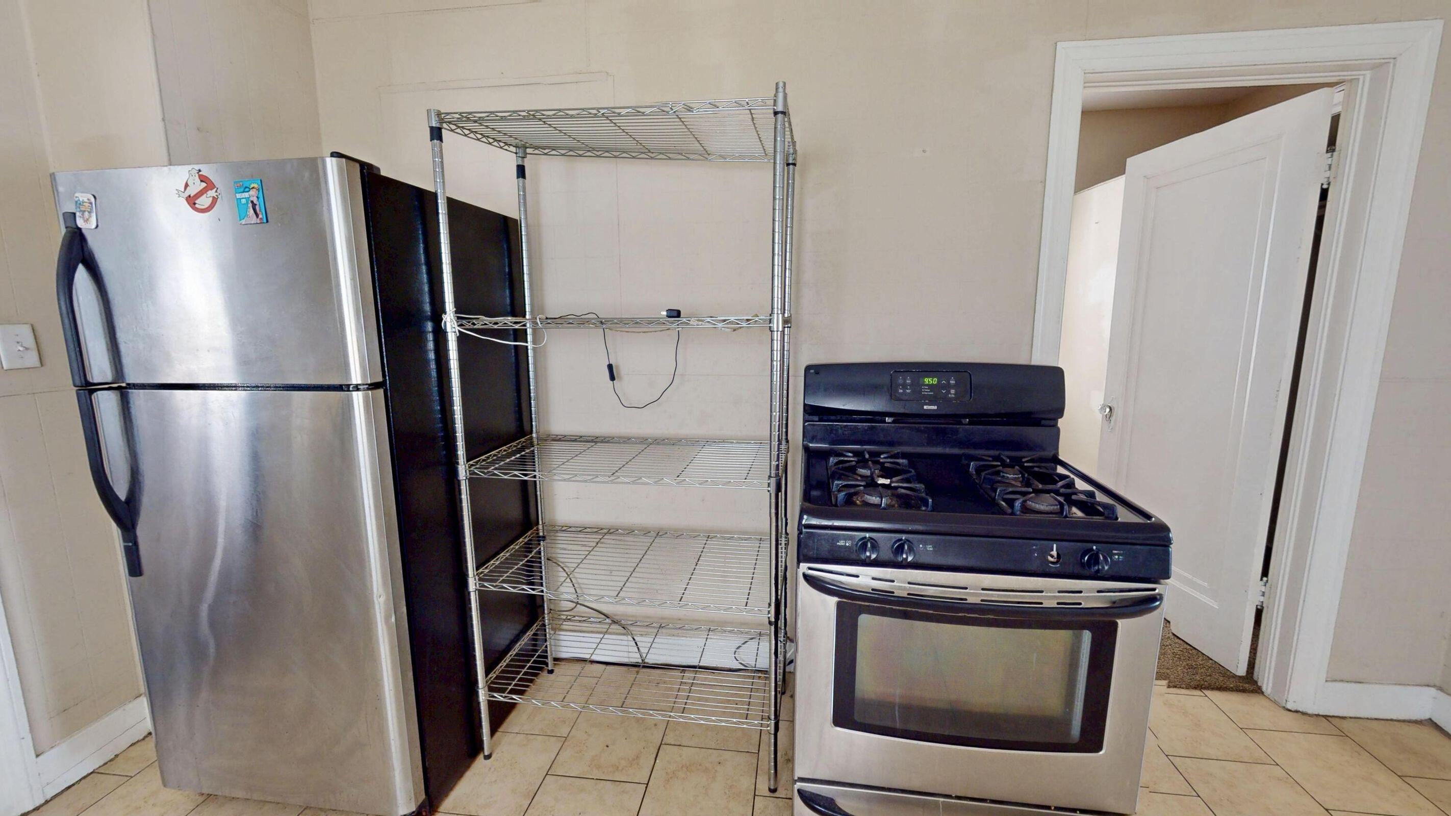 4916 Northcote Avenue