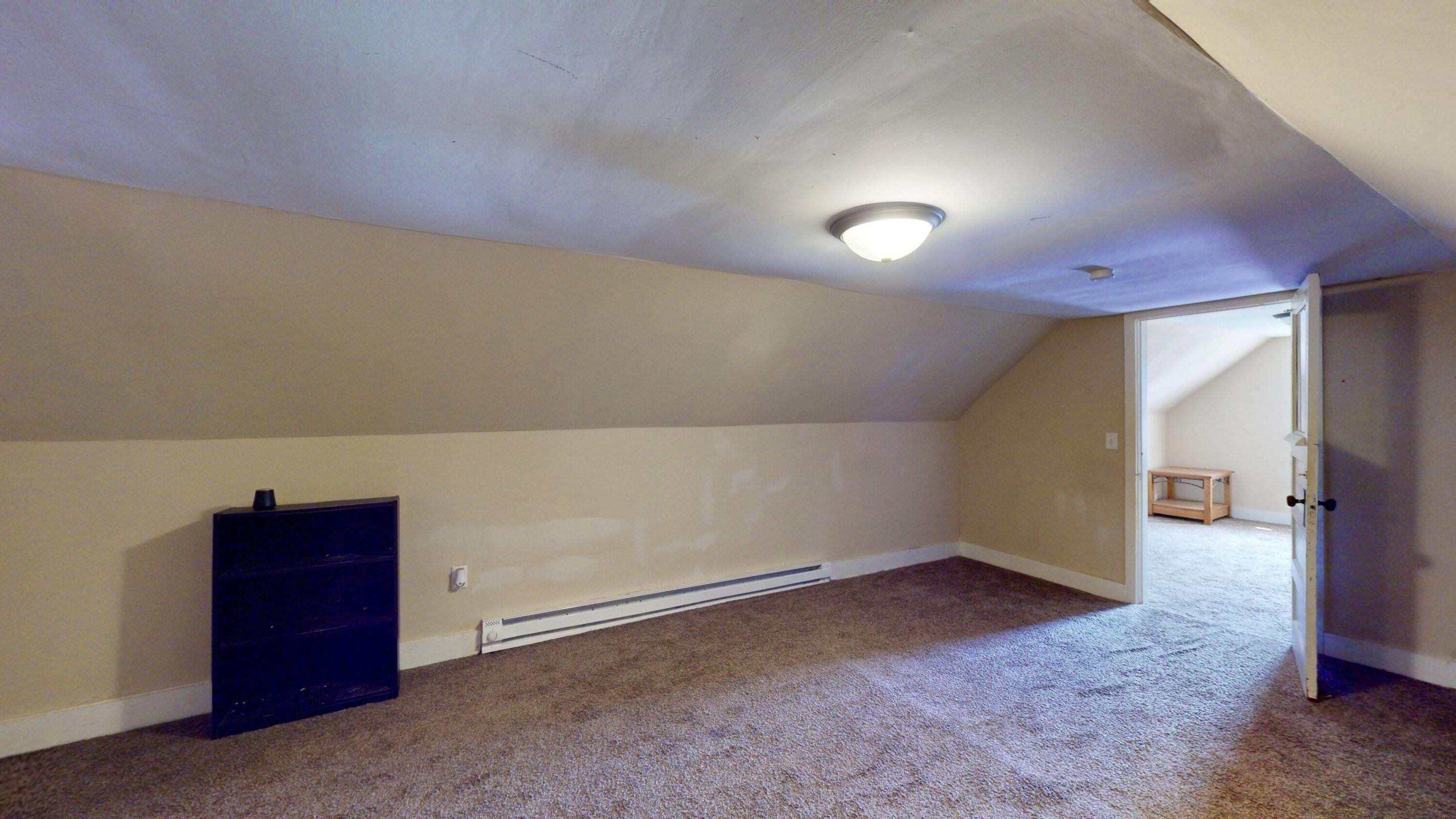 4916 Northcote Avenue