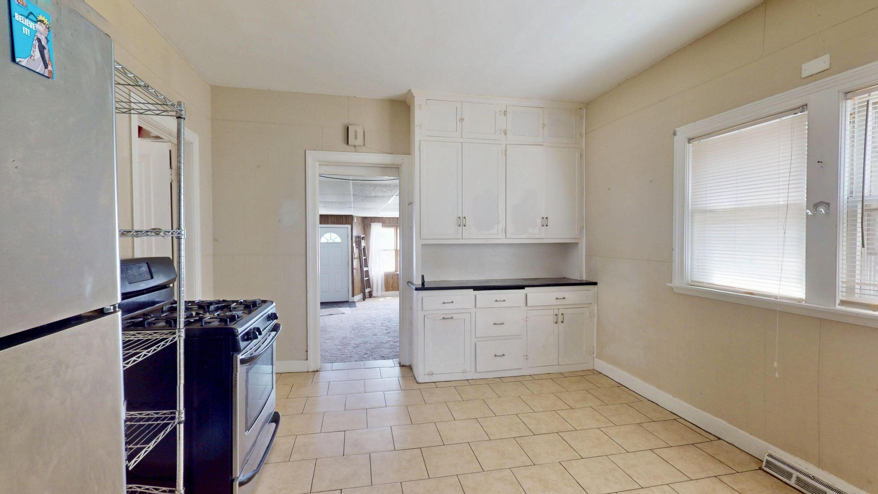 4916 Northcote Avenue