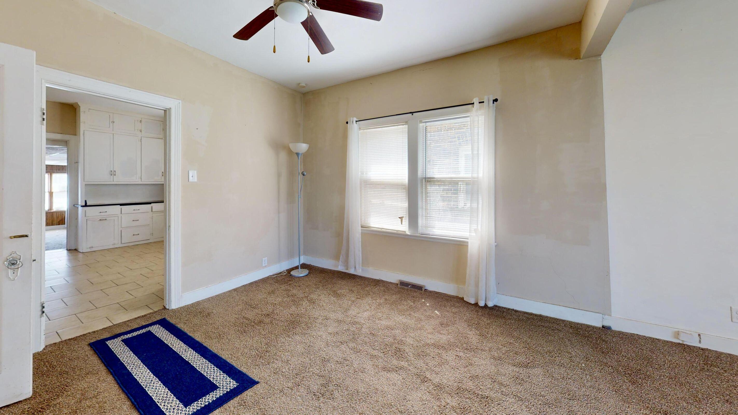 4916 Northcote Avenue