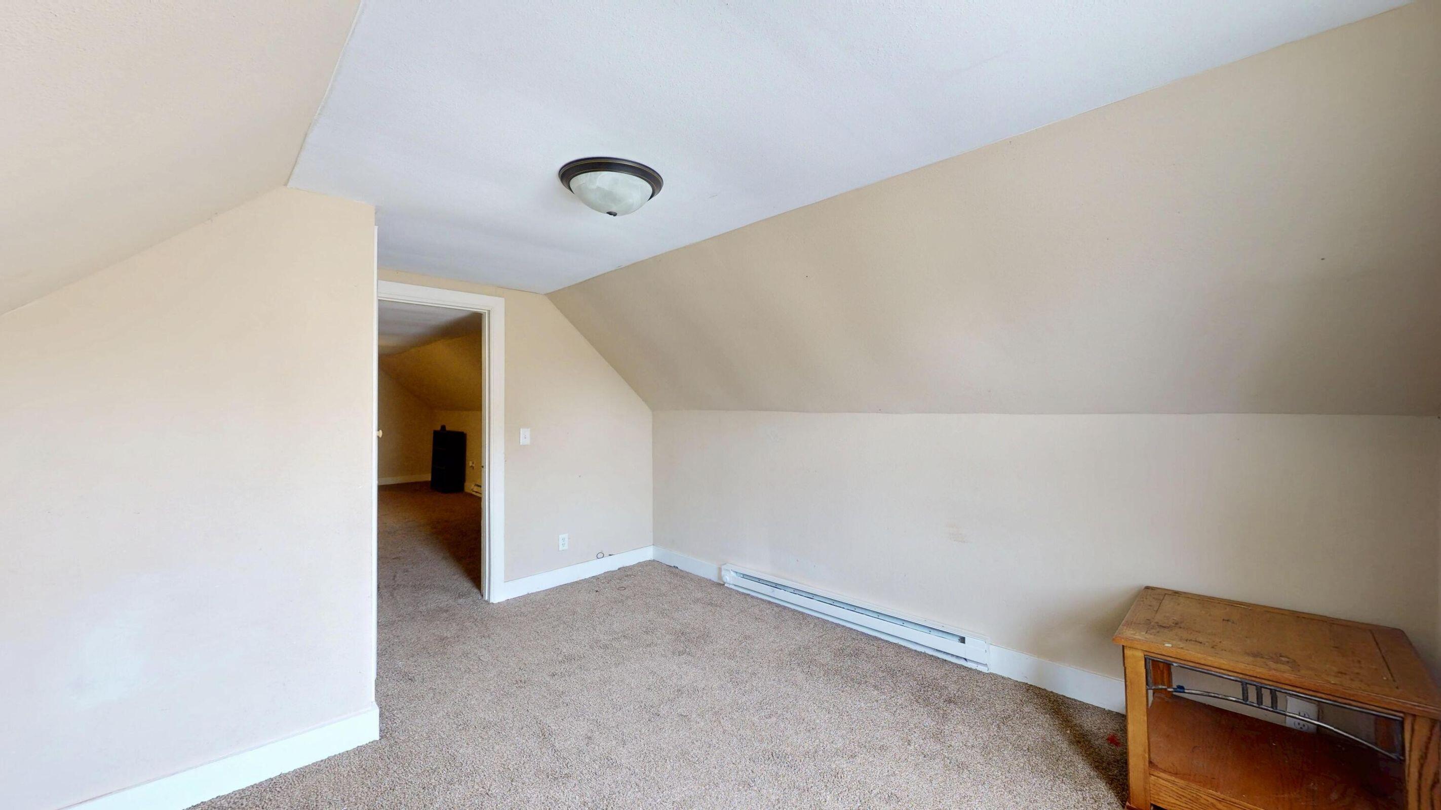 4916 Northcote Avenue