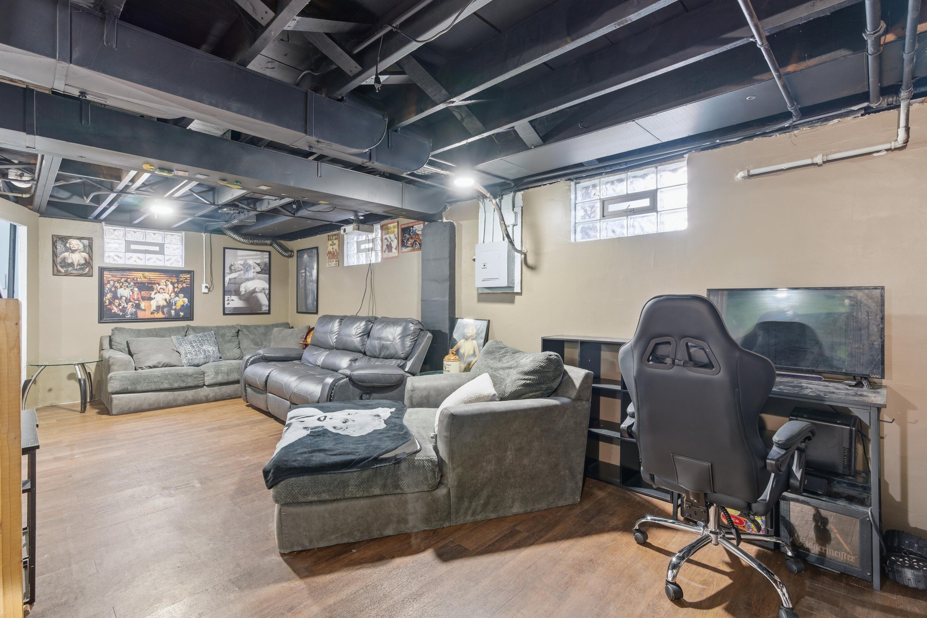 6611 Arkansas Avenue