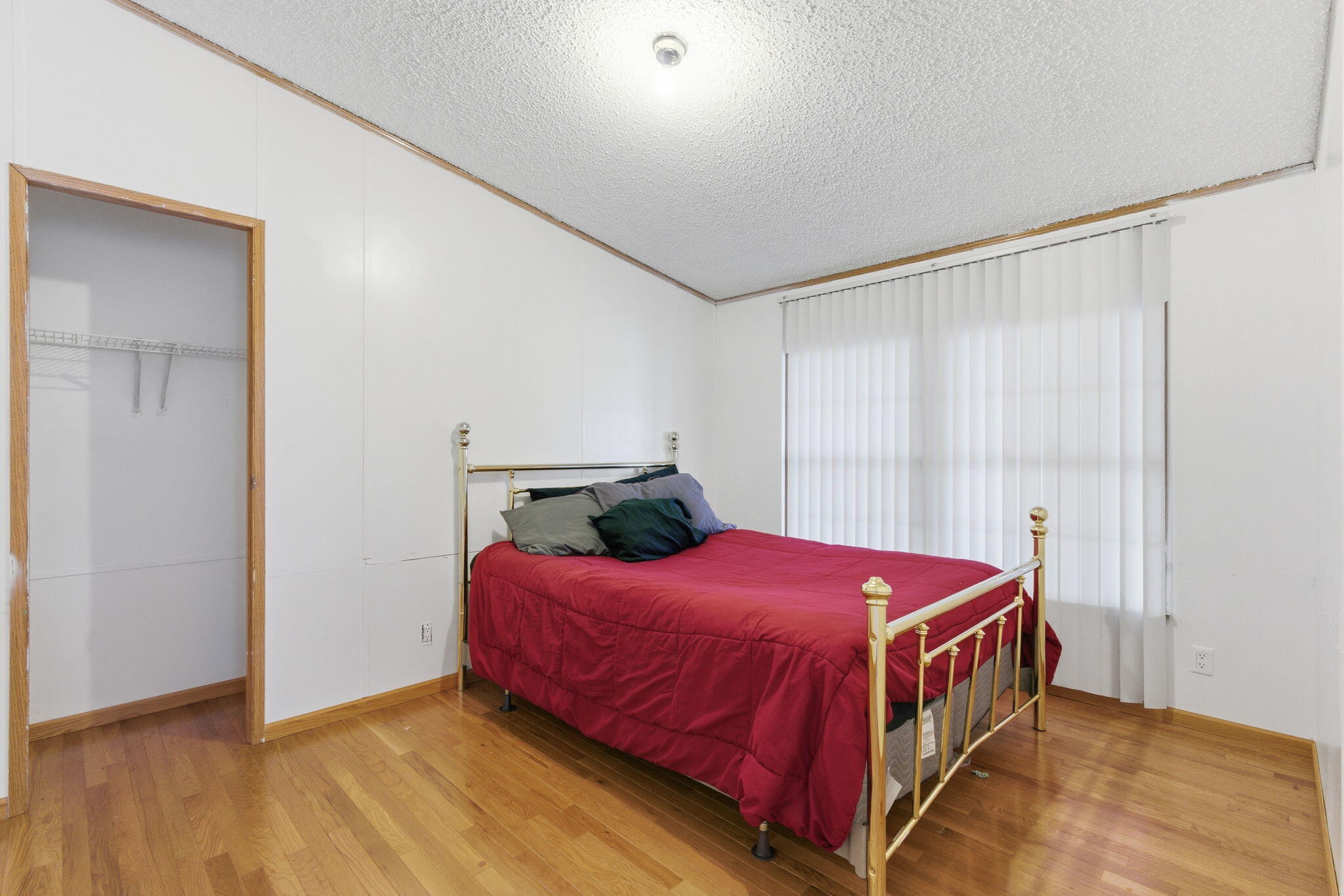 6905 Hohman