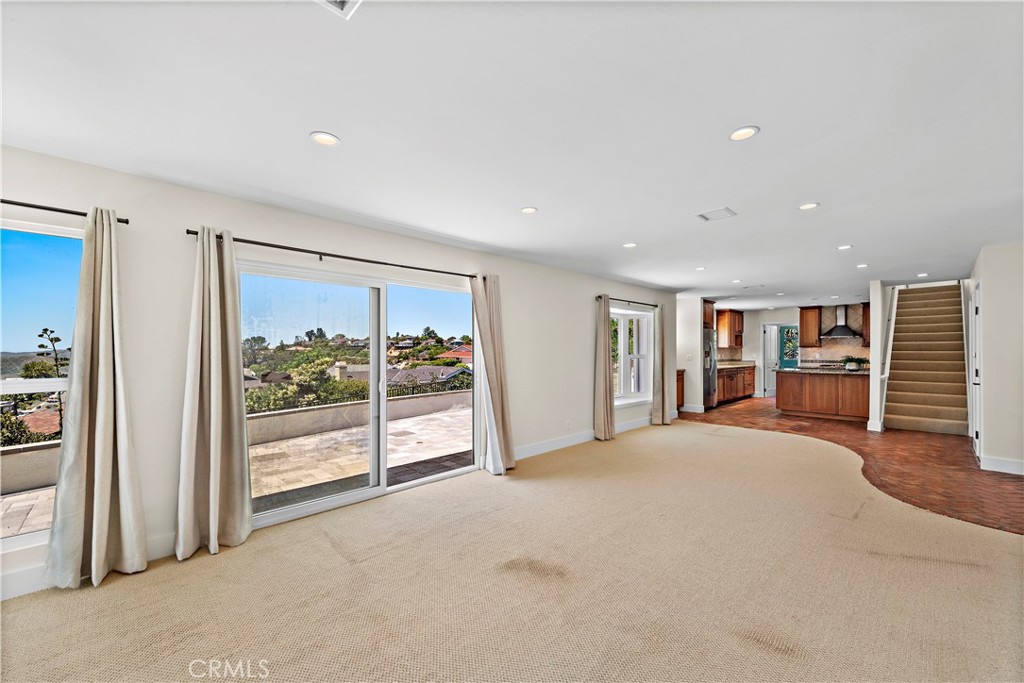 3069 Zell Drive