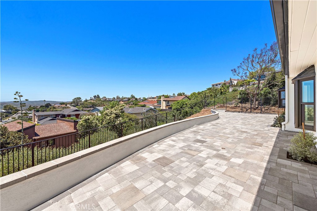 3069 Zell Drive