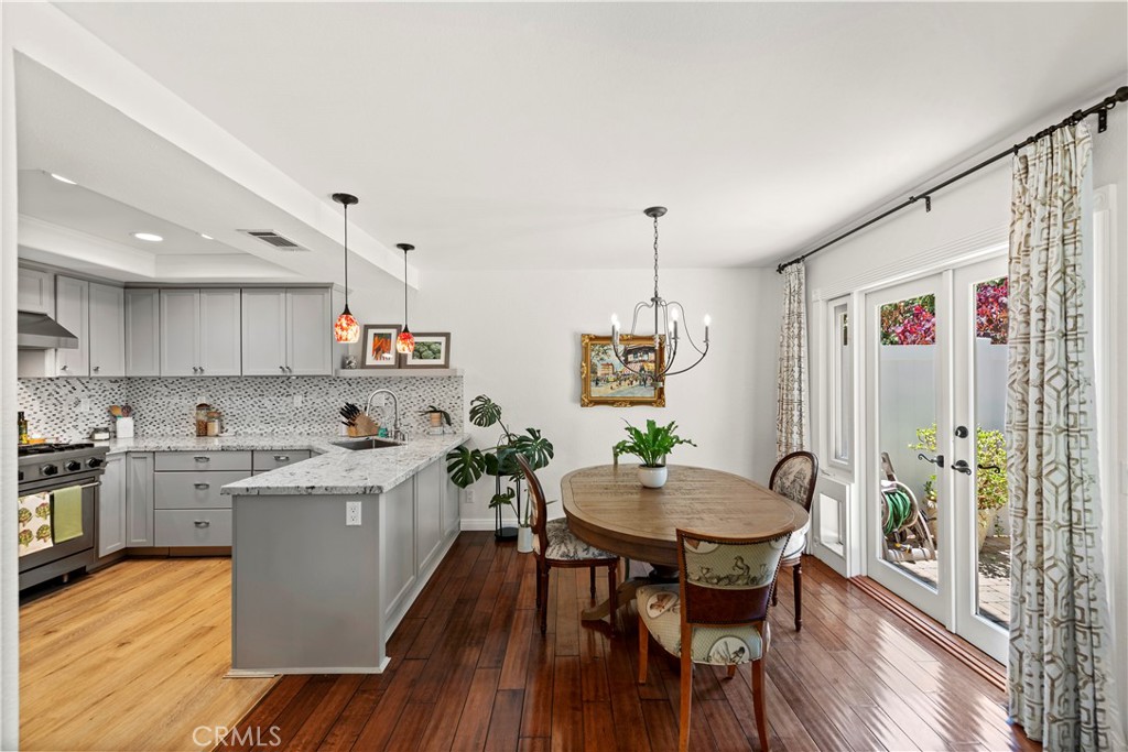 50 La Costa Court