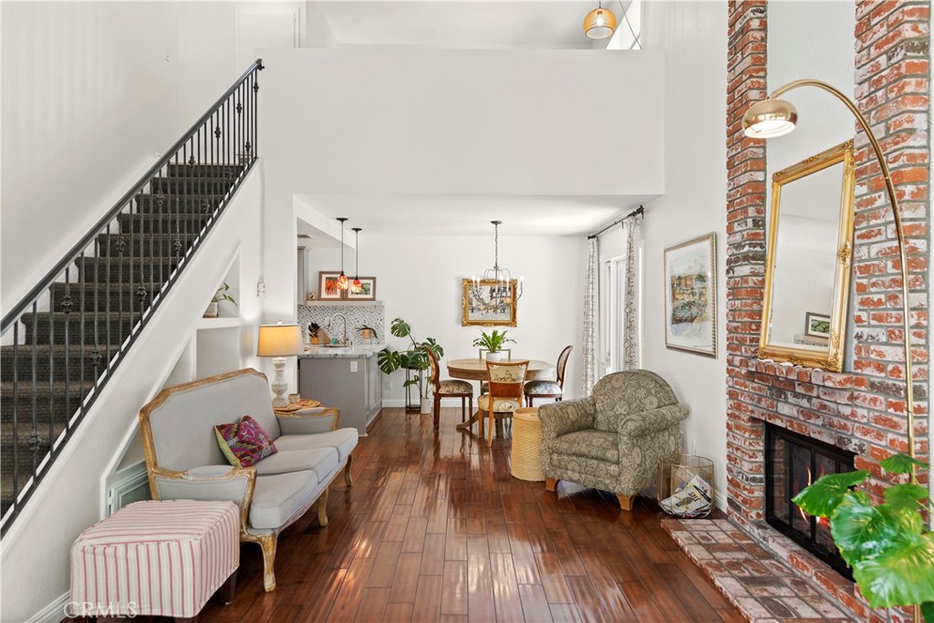 50 La Costa Court