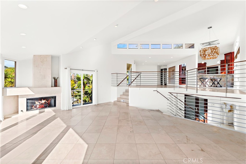 325 Moss Street