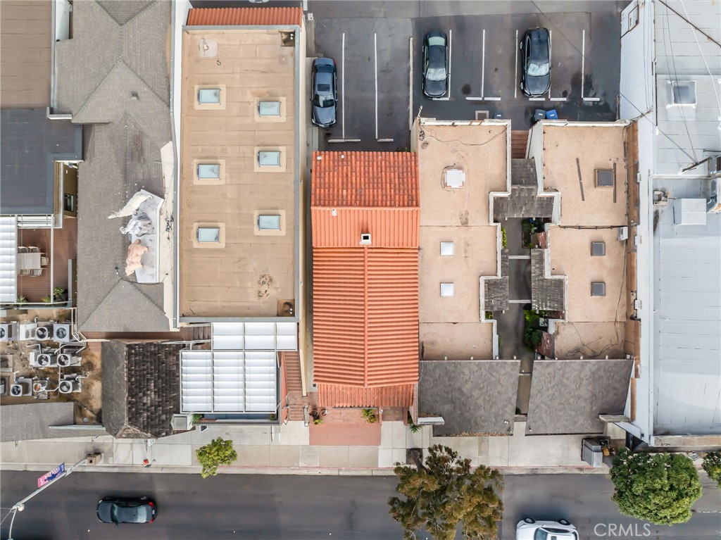 1264 S Coast