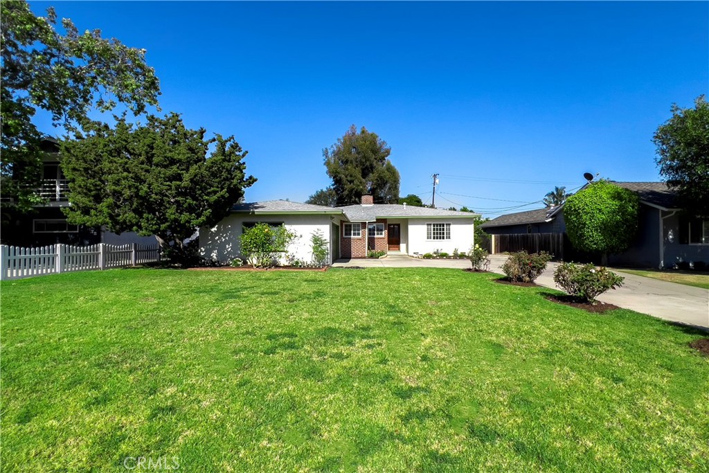 14092 Windsor Place