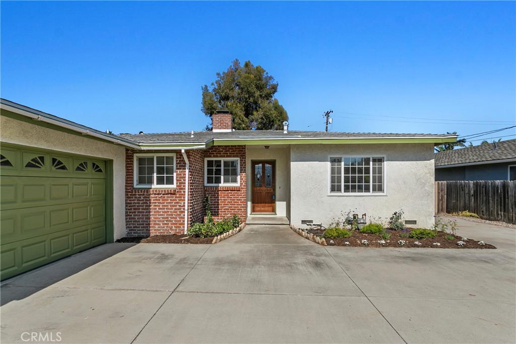 14092 Windsor Place