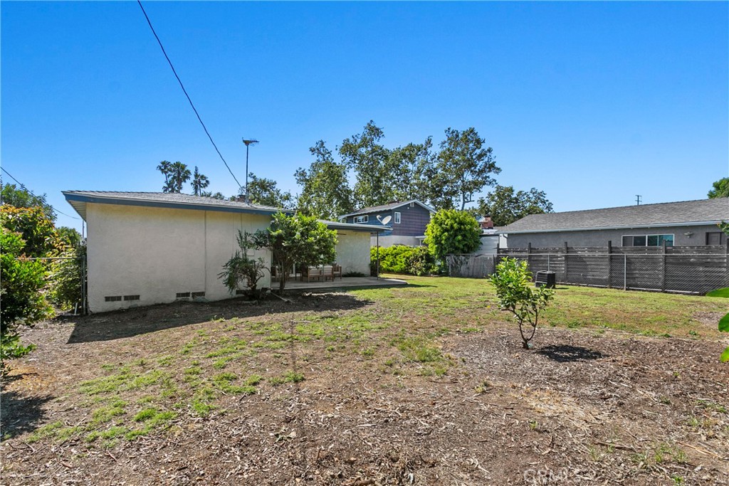 14092 Windsor Place