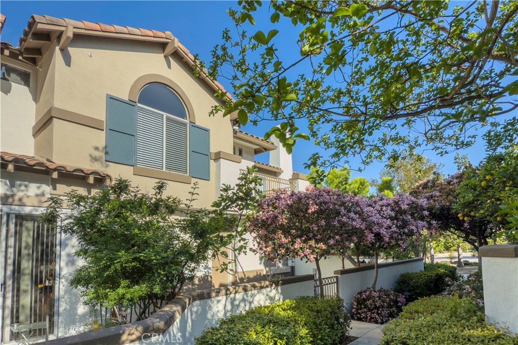 2371 Sunningdale Drive