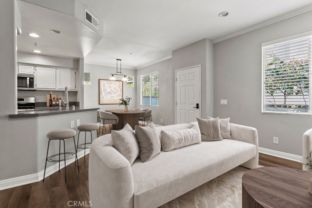 2371 Sunningdale Drive