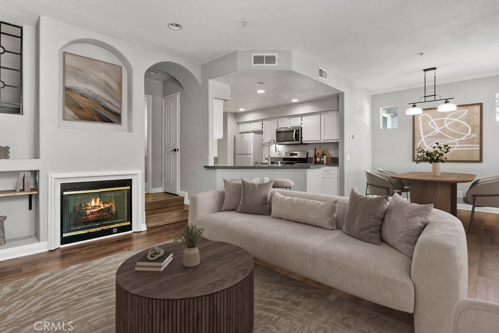 2371 Sunningdale Drive