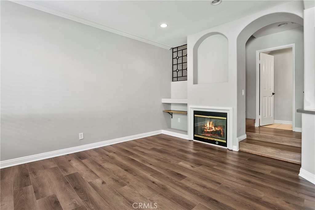 2371 Sunningdale Drive