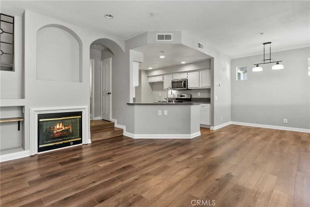 2371 Sunningdale Drive